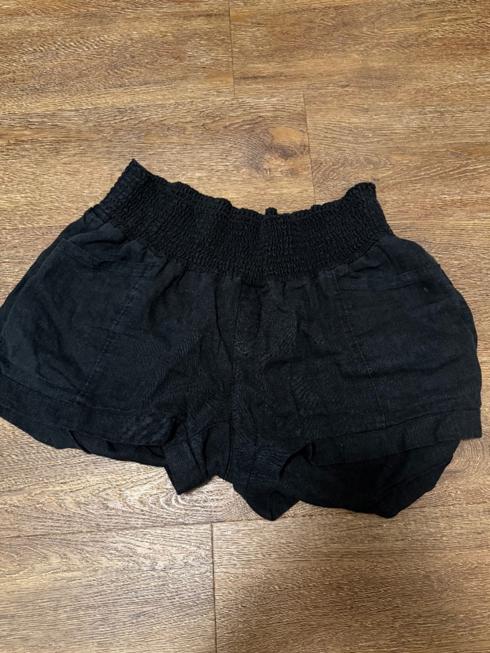 Old Navy Women’s Maternity Large Linen Blend Shorts Black